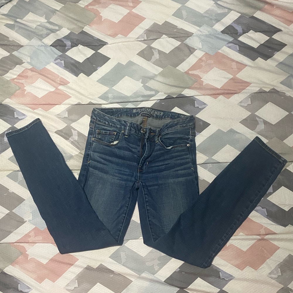 💓American Eagle Size 6 Blue Skinny Jeans💓 EUC! Bundle & save!